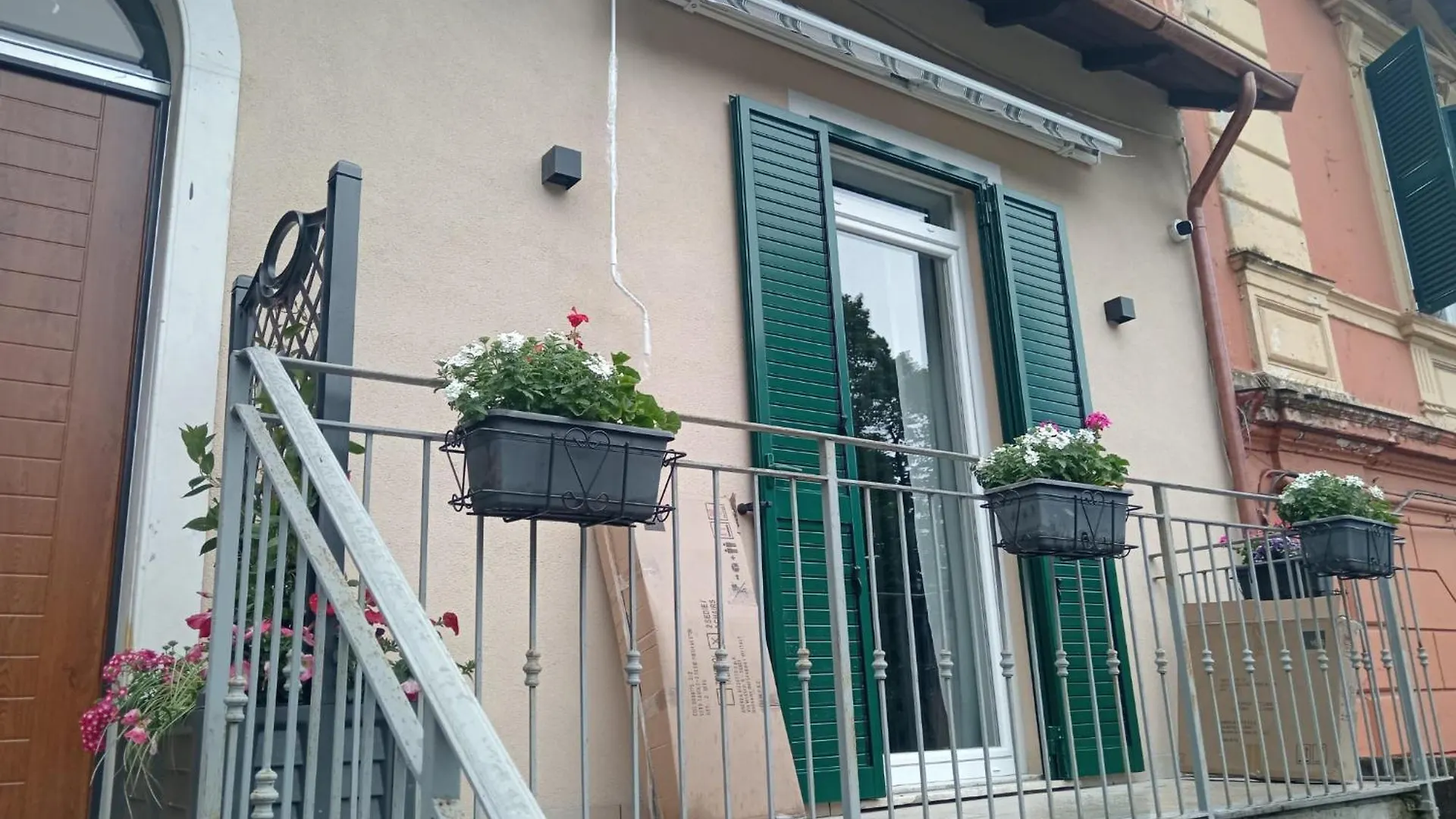 La Maison Du Lion La Spezia 0*,  Italy